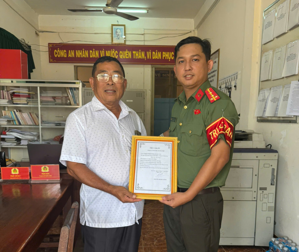 Người đàn ông SN 1956 chuyển khoản 50 triệu đồng vào STK MB Bank nhưng không nhận được phản hồi: Công an xã nhanh chóng vào cuộc xác minh- Ảnh 2. Người đàn ông SN 1956 chuyển khoản 50 triệu đồng vào STK MB Bank nhưng không nhận được phản hồi: Công an xã nhanh chóng vào cuộc xác minh- Ảnh 2.