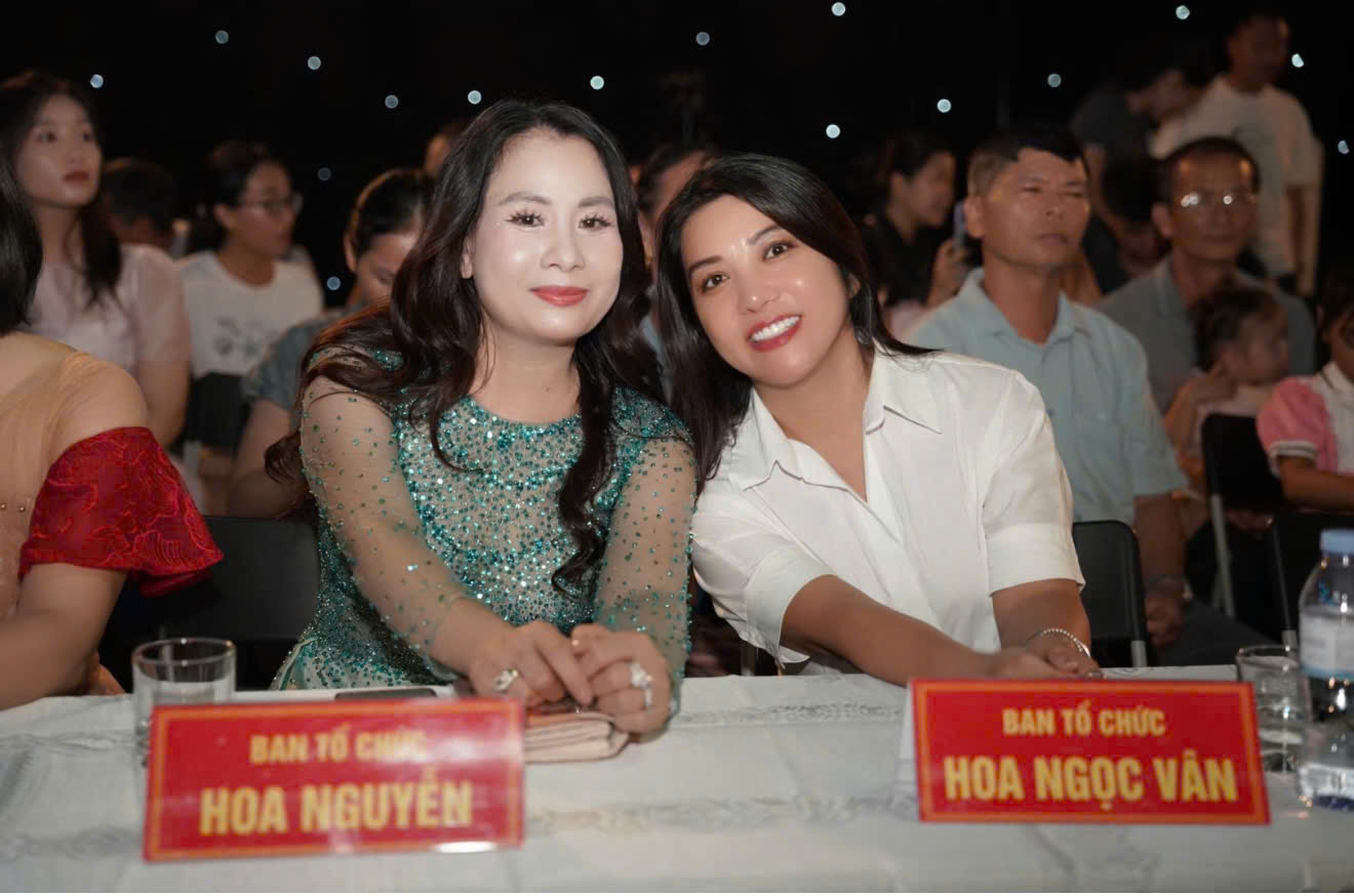 195 mẫu nhí thi tài ở Thanh Hóa, dàn sao từ Hà Nội về hội tụ, chấm điểm- Ảnh 2. 195 mẫu nhí thi tài ở Thanh Hóa, dàn sao từ Hà Nội về hội tụ, chấm điểm- Ảnh 2.