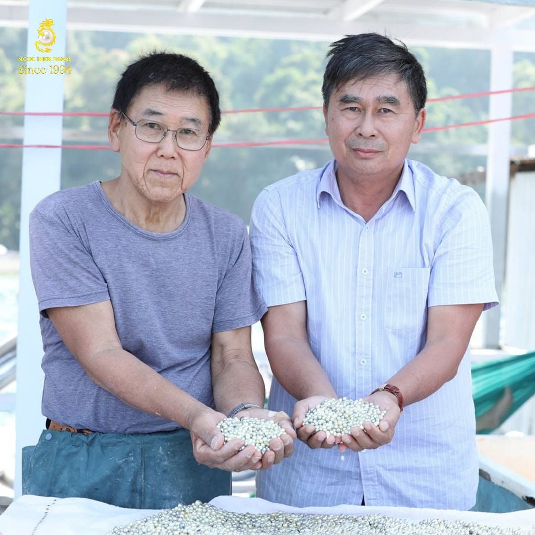 Lão nông Việt là giám đốc của công ty có vốn điều lệ 300 tỷ đồng: Từng là thợ lặn nghèo, nay thu về 150 tỷ đồng/năm nhờ nuôi con nhả ngọc - Ảnh 3. Lão nông Việt là giám đốc của công ty có vốn điều lệ 300 tỷ đồng: Từng là thợ lặn nghèo, nay thu về 150 tỷ đồng/năm nhờ nuôi con nhả ngọc - Ảnh 3.