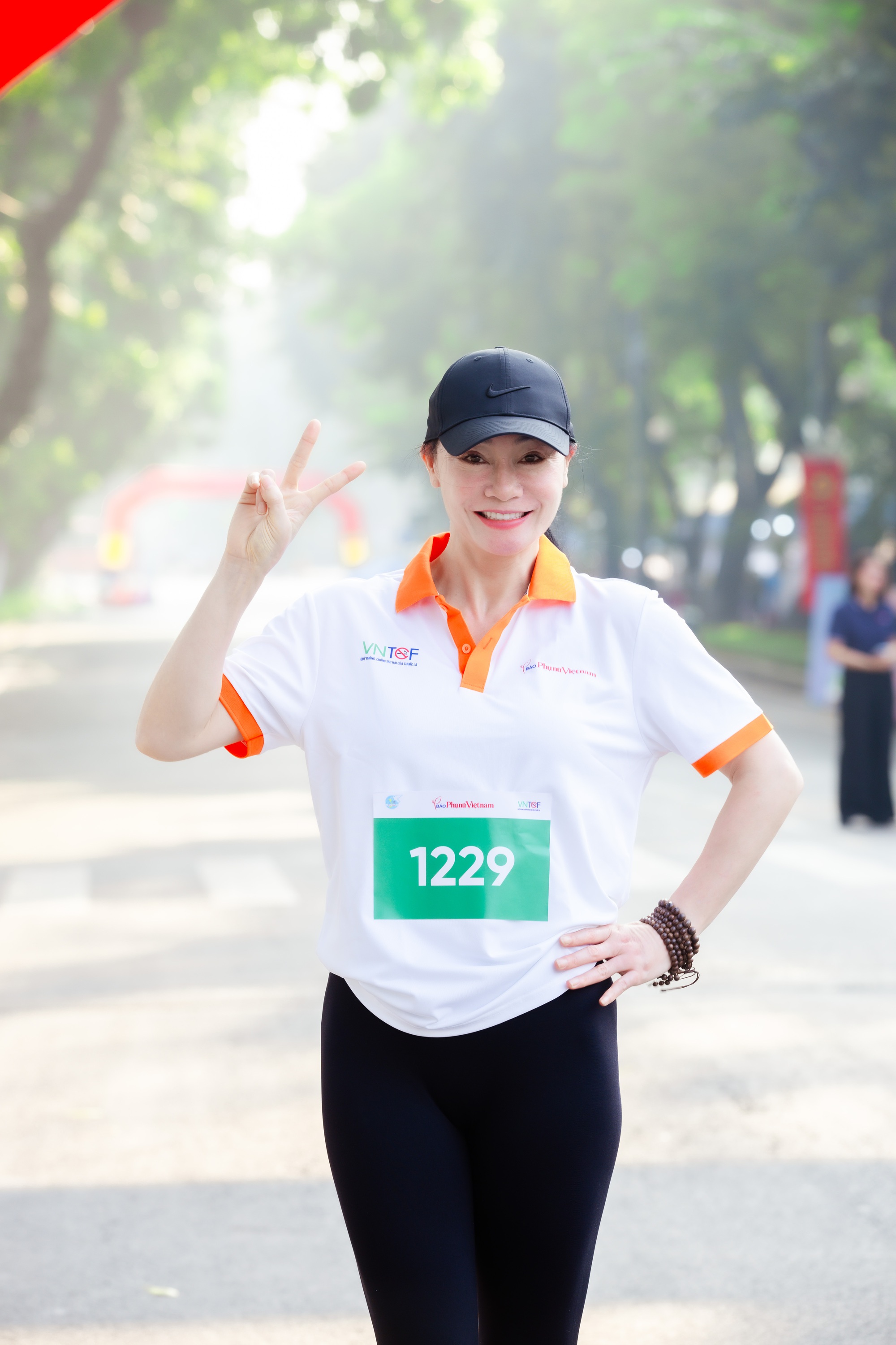 Dàn sao Việt cùng chạy vì môi trường không khói thuốc- Ảnh 9. Dàn sao Việt cùng chạy vì môi trường không khói thuốc- Ảnh 9.