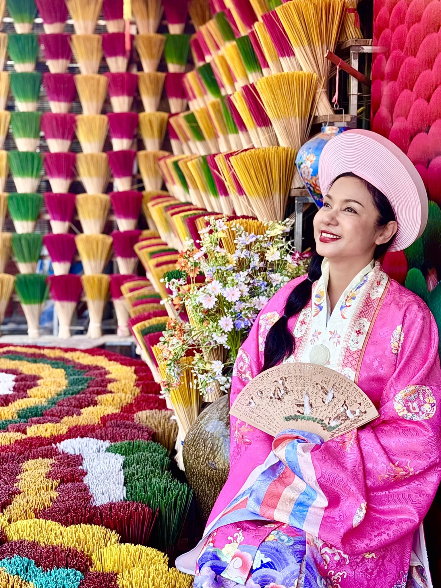 16 tuổi đã ra dáng đại mỹ nhân cả Việt Nam có đúng 1 người: Nhan sắc trời cao ban tặng, đẹp gì mà đẹp kinh thế- Ảnh 7. 16 tuổi đã ra dáng đại mỹ nhân cả Việt Nam có đúng 1 người: Nhan sắc trời cao ban tặng, đẹp gì mà đẹp kinh thế- Ảnh 7.