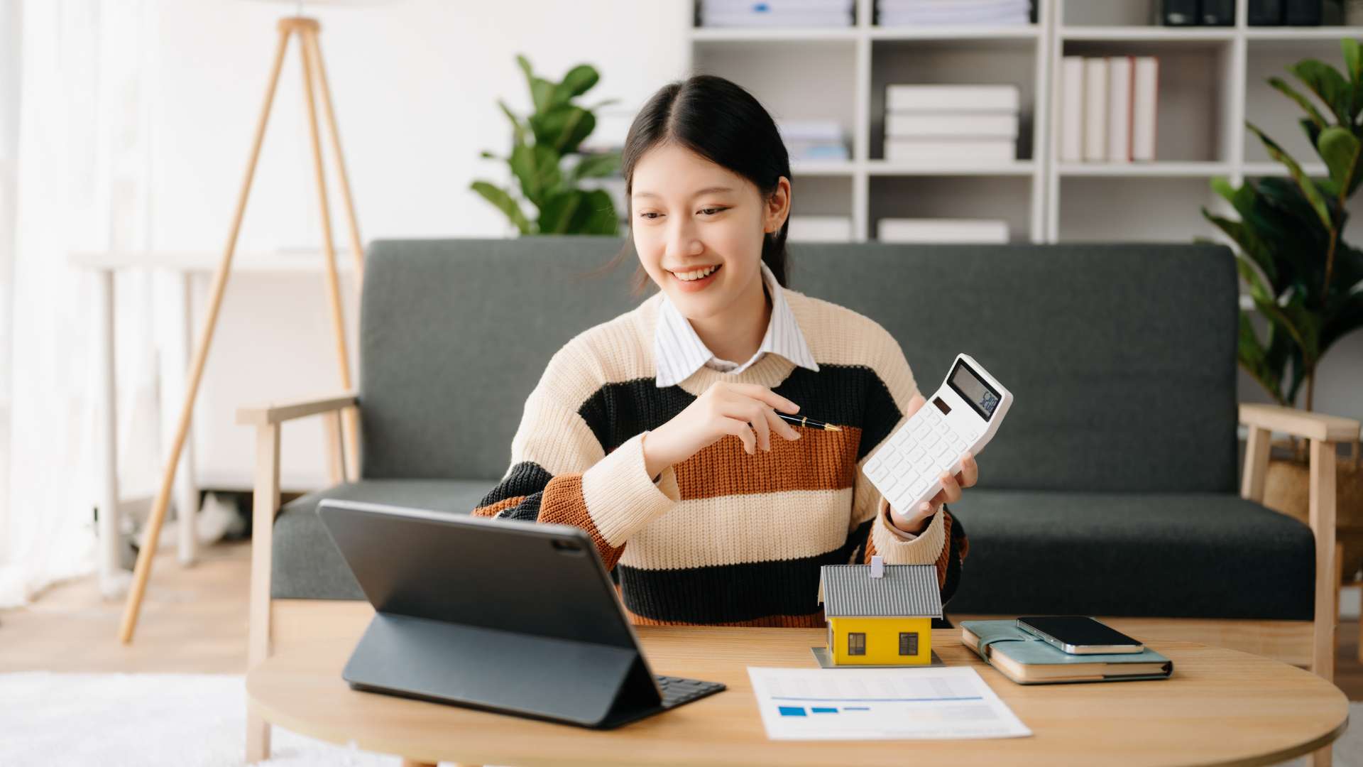 Tiền “phòng thân”: Bao nhiêu là ĐỦ để bạn yên tâm sống?- Ảnh 2. Tiền “phòng thân”: Bao nhiêu là ĐỦ để bạn yên tâm sống?- Ảnh 2.