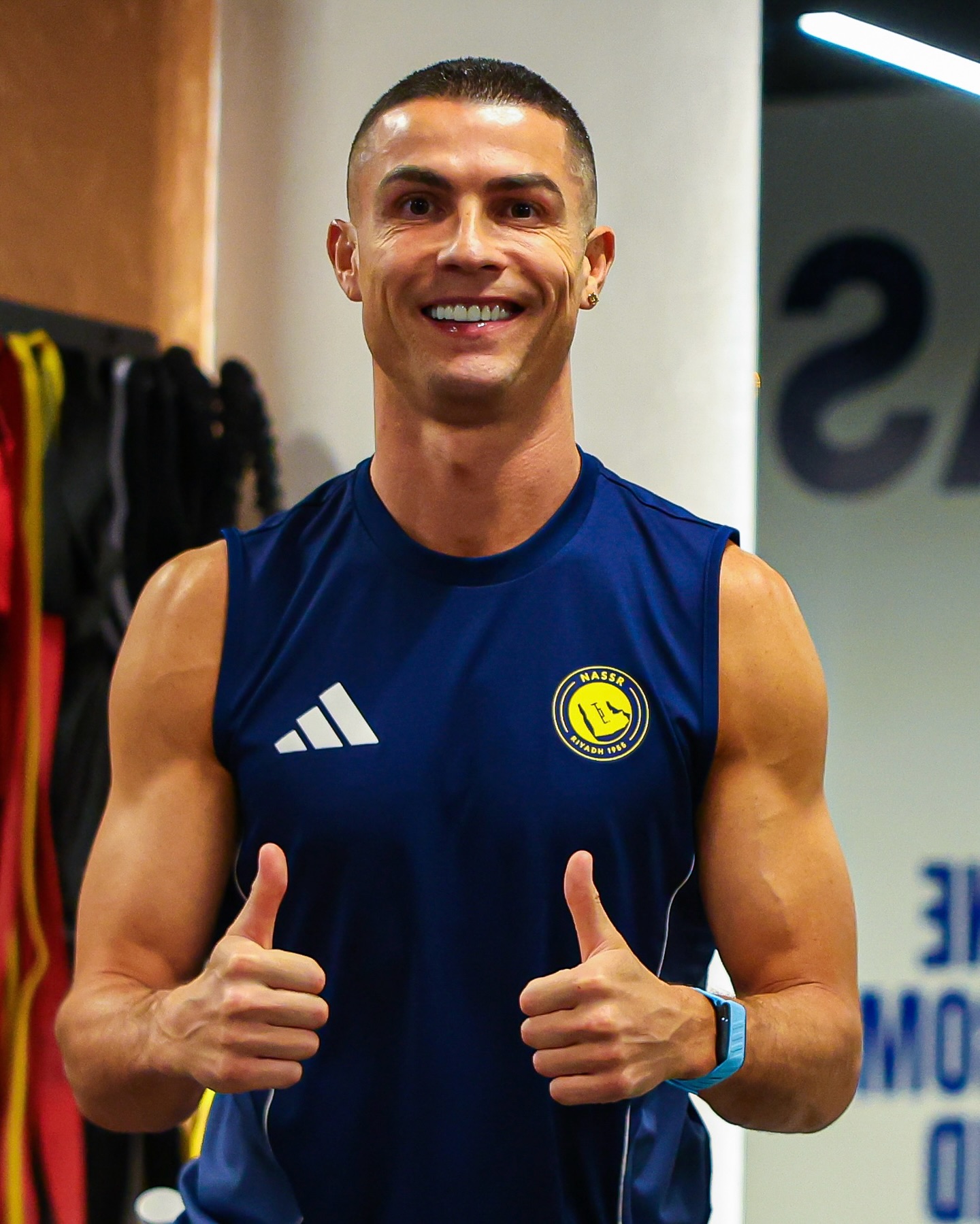 Ronaldo 40 tuổi đây sao?- Ảnh 1. Ronaldo 40 tuổi đây sao?- Ảnh 1.