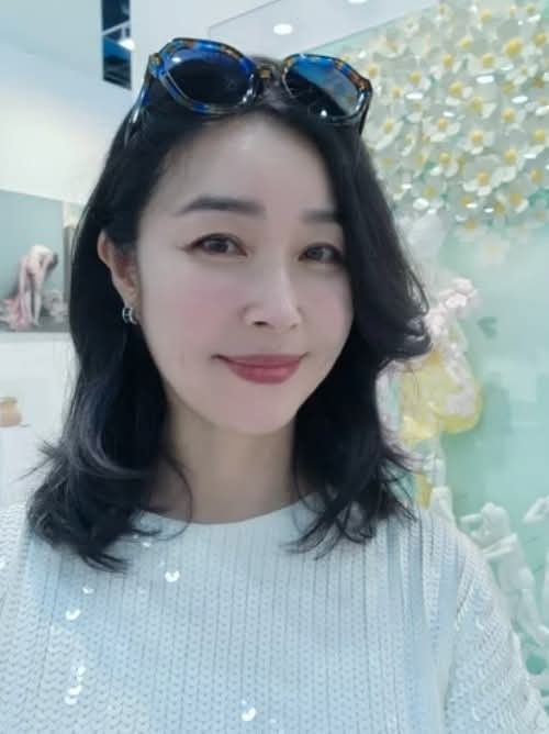 Ngoài 40 tuổi, bạn nên giữ tiền ở đâu để vừa an toàn vừa sinh lời?- Ảnh 3. Ngoài 40 tuổi, bạn nên giữ tiền ở đâu để vừa an toàn vừa sinh lời?- Ảnh 3.