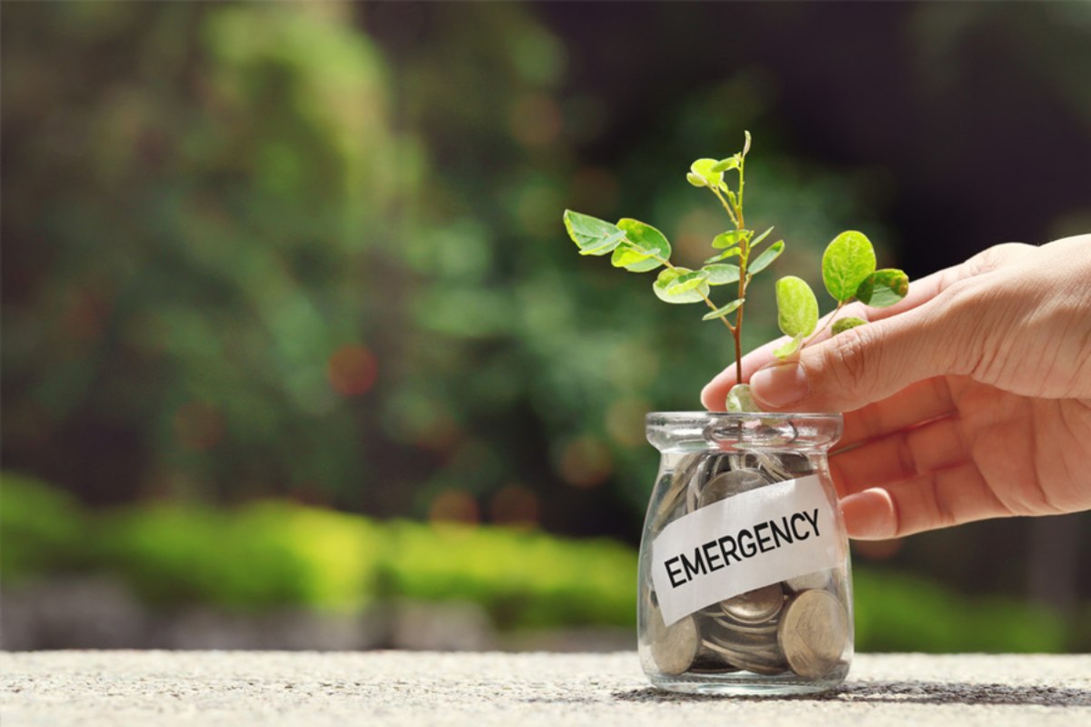 Tiền “phòng thân”: Bao nhiêu là ĐỦ để bạn yên tâm sống?- Ảnh 1. Tiền “phòng thân”: Bao nhiêu là ĐỦ để bạn yên tâm sống?- Ảnh 1.