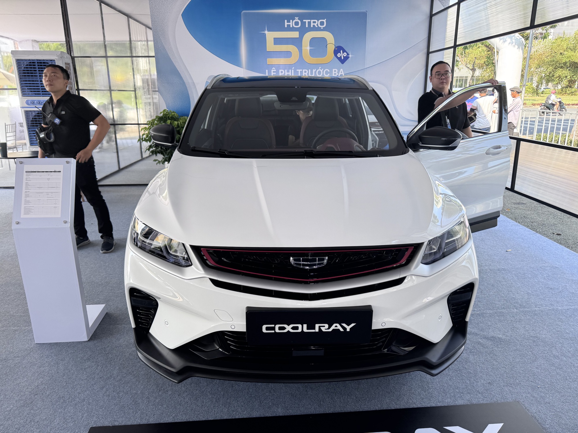 Giá xe ngày 19-10: Đến lượt xe Trung Quốc đua nhau giảm giá- Ảnh 2. Giá xe ngày 19-10: Đến lượt xe Trung Quốc đua nhau giảm giá- Ảnh 2.