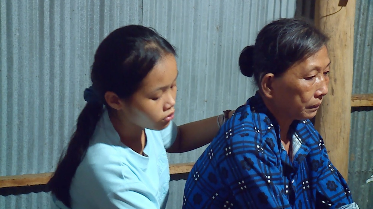 Nam NSƯT nghẹn lòng trước cô bé có mẹ bị tâm thần, chưa từng biết mặt cha- Ảnh 2. Nam NSƯT nghẹn lòng trước cô bé có mẹ bị tâm thần, chưa từng biết mặt cha- Ảnh 2.