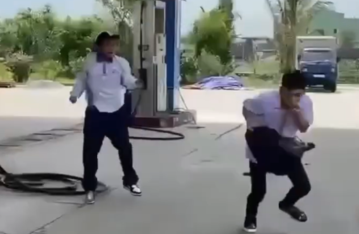 Hé lộ nguyên nhân nam sinh lớp 12 bị bạn cùng trường đâm tử vong- Ảnh 1.