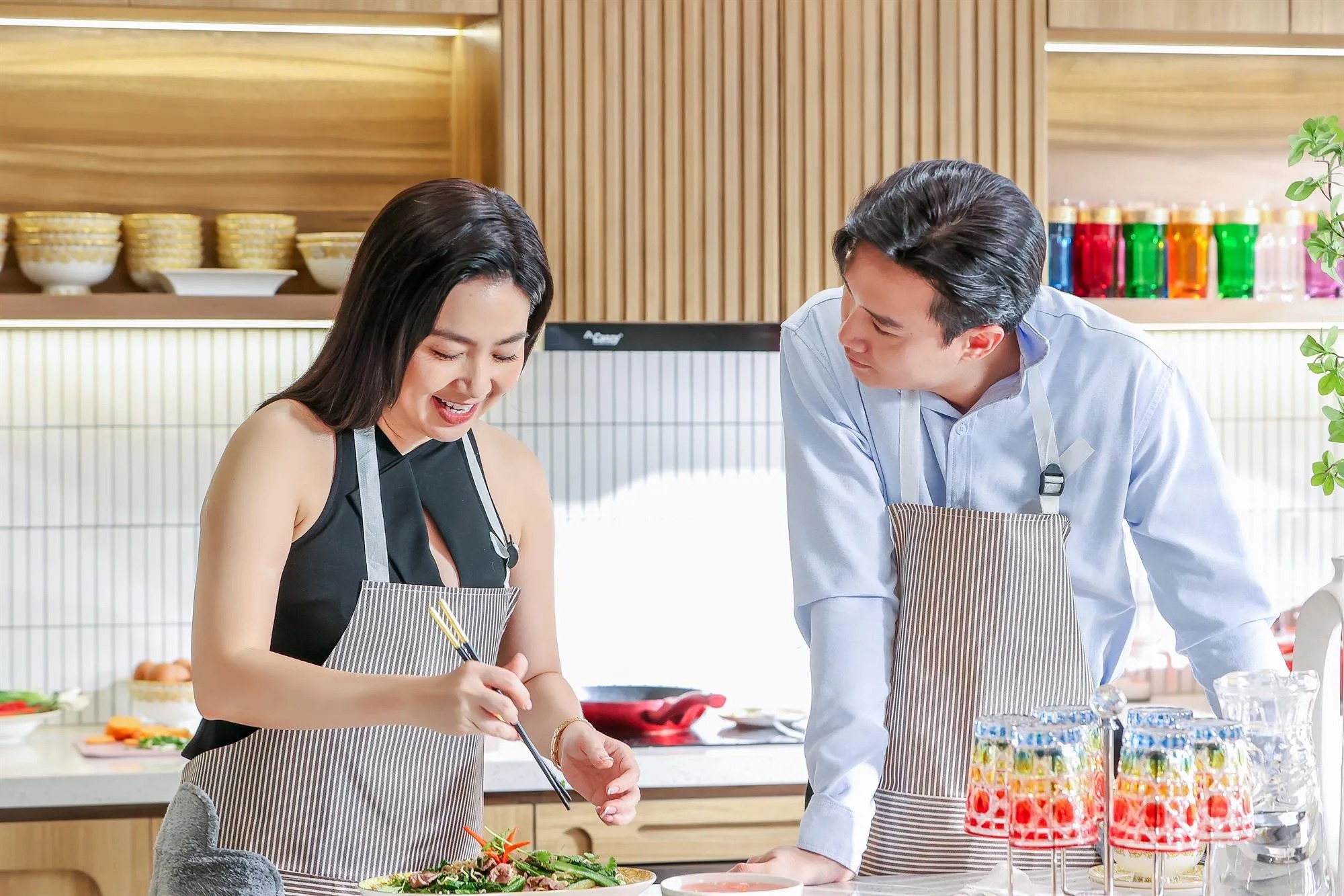 Việt Nam c&oacute; 1 tổng t&agrave;i vừa đẹp vừa gi&agrave;u ngang ngửa Trần Vỹ Đ&igrave;nh: Ở biệt thự 7000m2, trẻ m&atilde;i kh&ocirc;ng gi&agrave; suốt 15 năm- Ảnh 3.