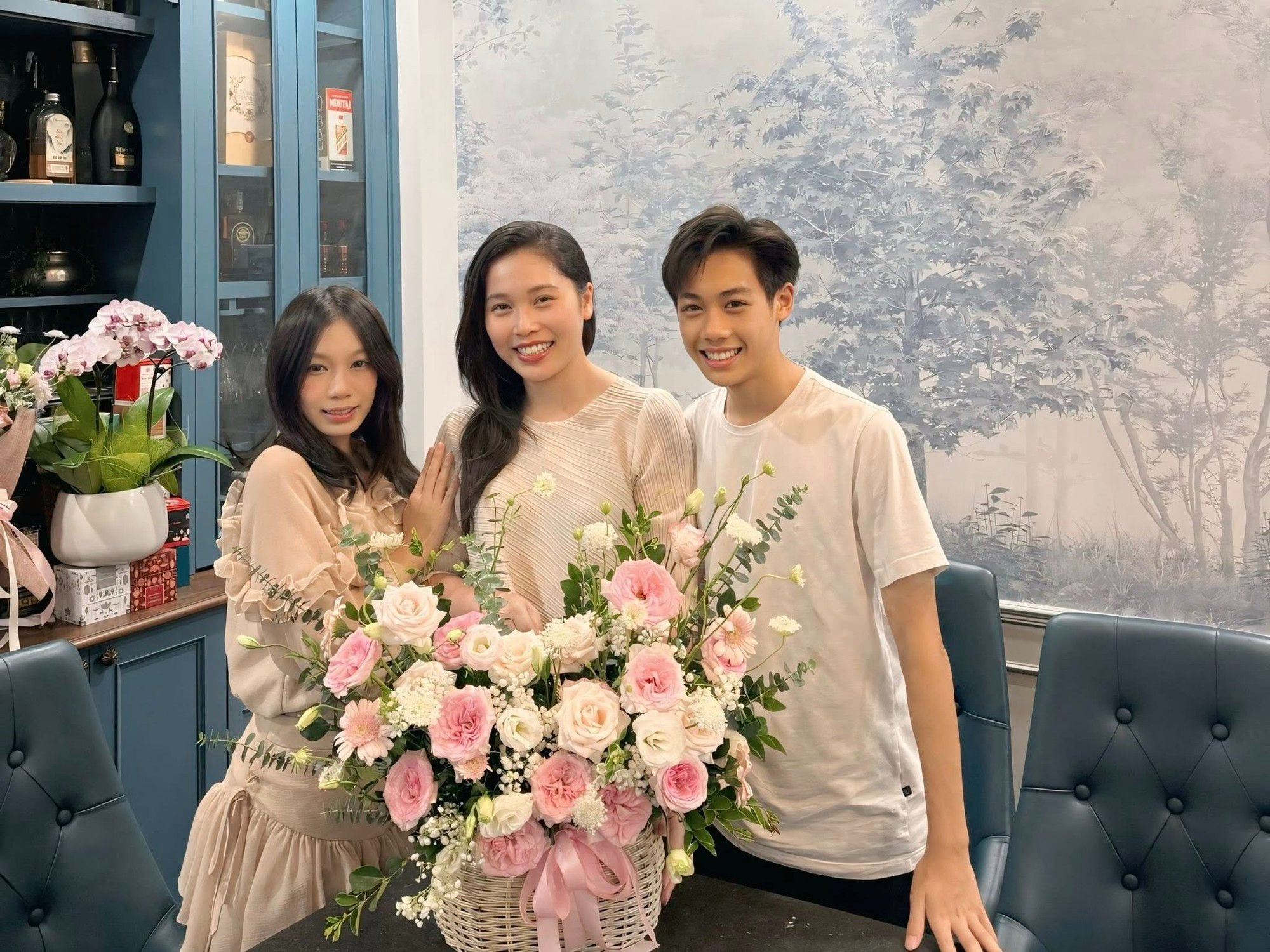 Ở Việt Nam c&oacute; d&agrave;n 