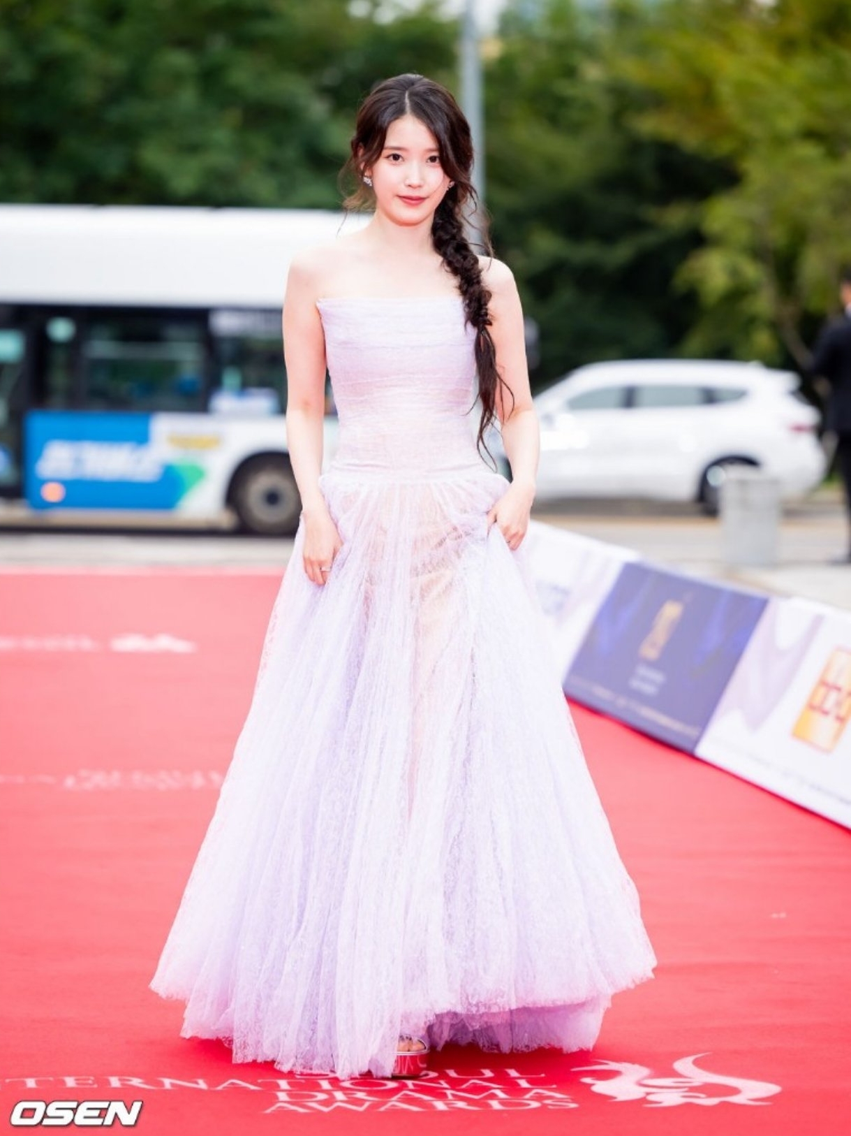 Ngắm mỹ nh&acirc;n n&agrave;y 1 tỷ lần vẫn phải than trời v&igrave; qu&aacute; đẹp: Đi đến đ&acirc;u s&aacute;ng bừng đến đ&oacute;, cả H&agrave;n Quốc c&oacute; đ&uacute;ng 1 người- Ảnh 12.