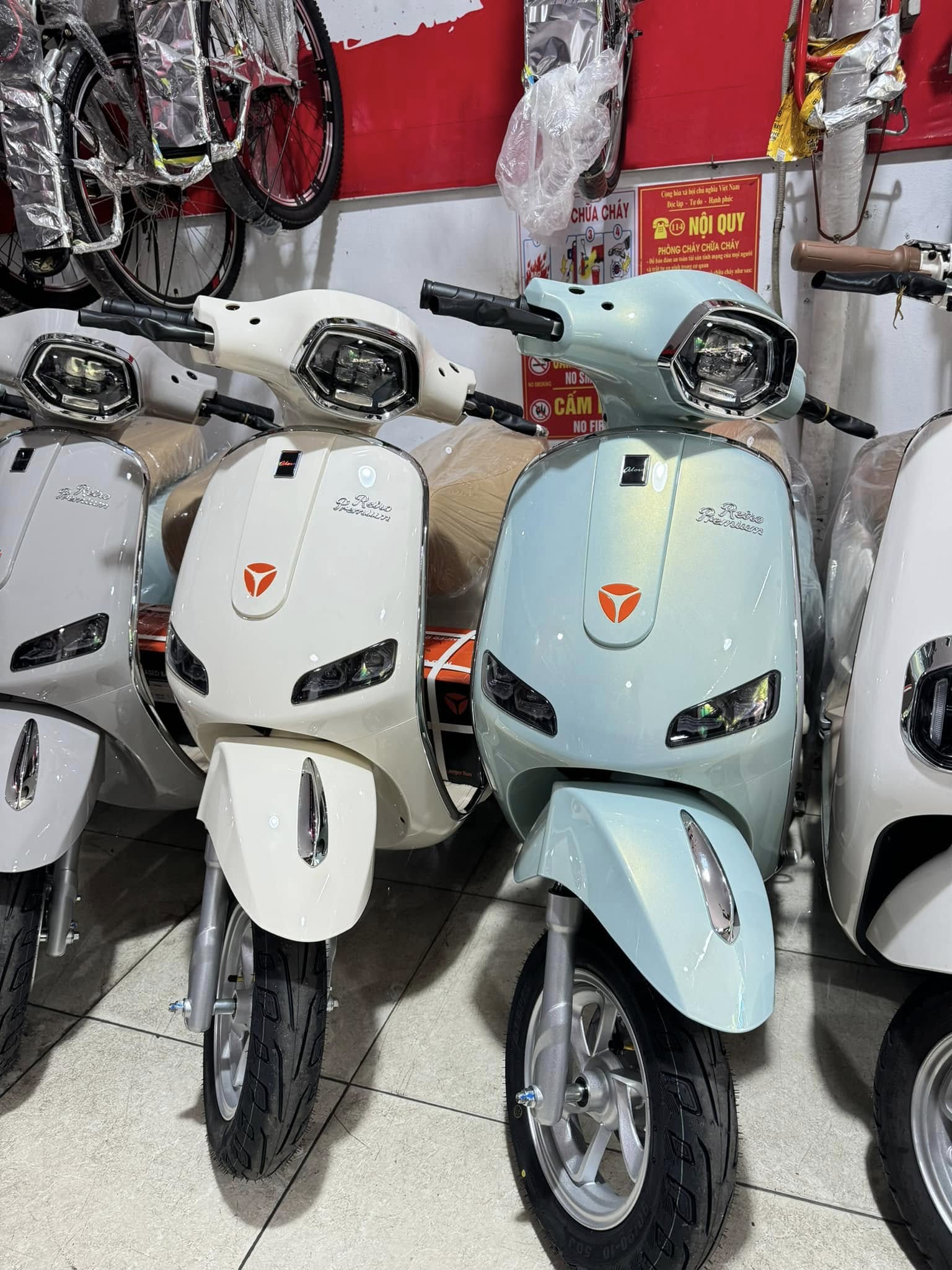 Xe máy điện giá chỉ 16,5 triệu, có smartkey chống trộm, pin chạy 80 km- Ảnh 2. Xe máy điện giá chỉ 16,5 triệu, có smartkey chống trộm, pin chạy 80 km- Ảnh 2.