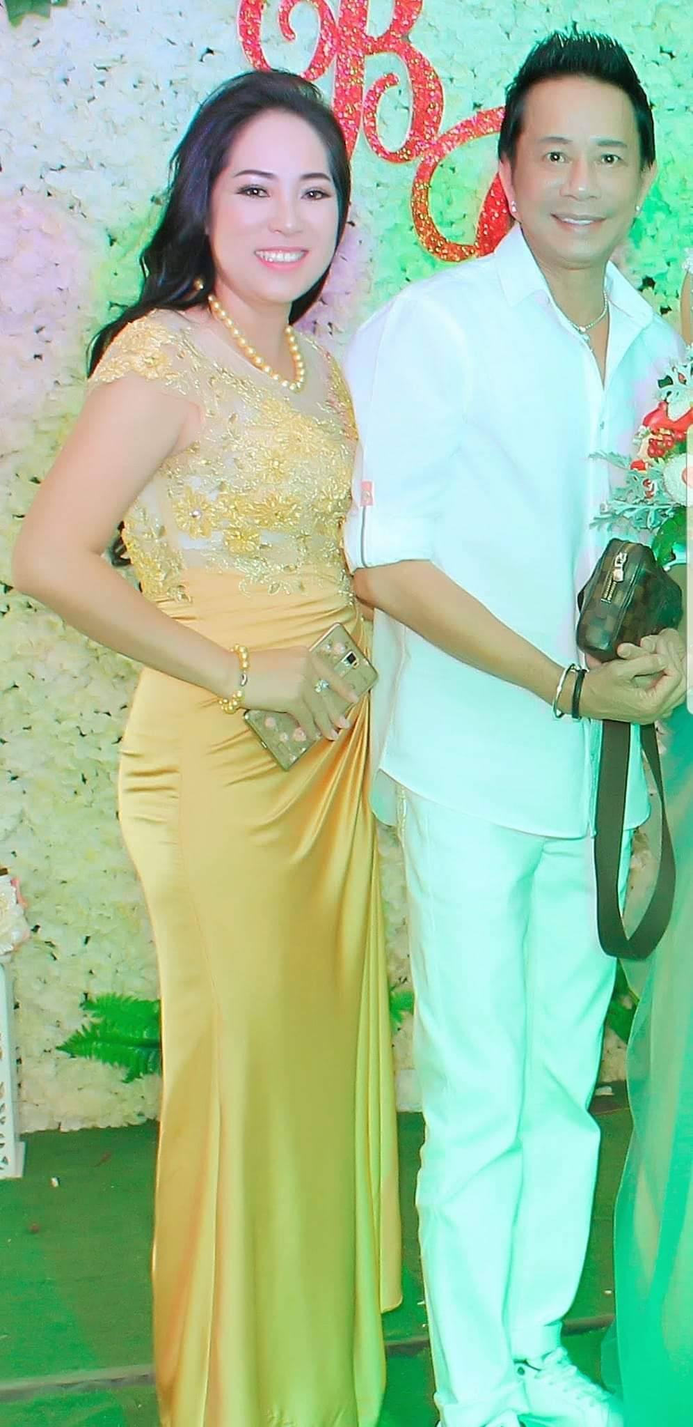 Nhan sắc vợ 3, kém 29 tuổi của “vua hài” từng cầm 300 cây vàng mua siêu xe, giờ bán cơm tấm- Ảnh 2.