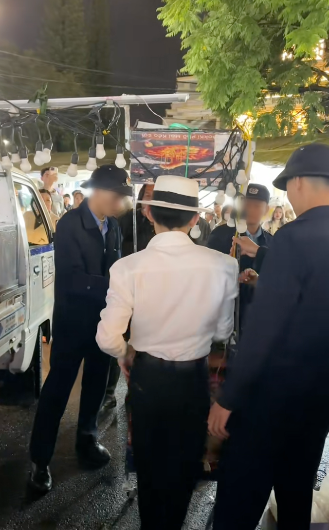 Cần câu cơm của “tổng tài chợ đêm Đà Lạt” bị tịch thu- Ảnh 3. Cần câu cơm của “tổng tài chợ đêm Đà Lạt” bị tịch thu- Ảnh 3.