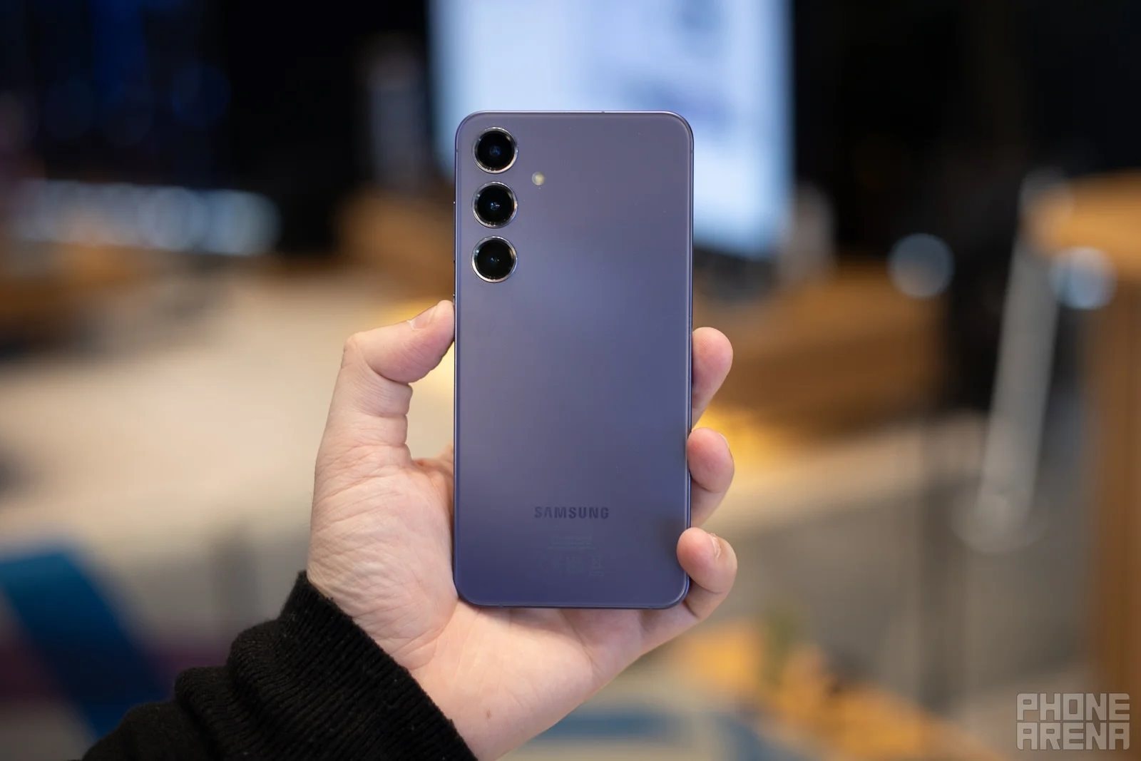 Giảm đến 10 triệu ở Việt Nam, điện thoại cao cấp Samsung giờ rẻ như máy tầm trung: Dùng 6 năm nữa vẫn tốt- Ảnh 2.