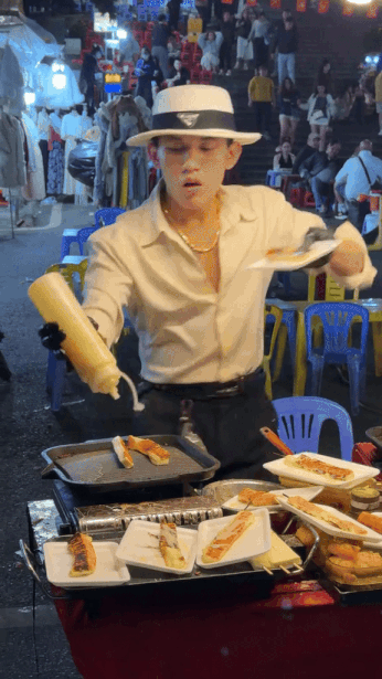 Cần câu cơm của “tổng tài chợ đêm Đà Lạt” bị tịch thu- Ảnh 1. Cần câu cơm của “tổng tài chợ đêm Đà Lạt” bị tịch thu- Ảnh 1.