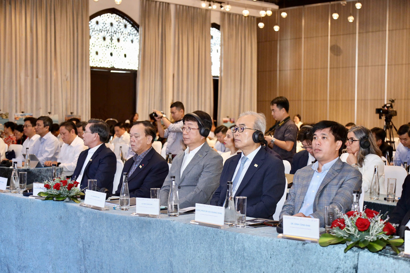 Kinh tế đại dương sẽ làm thay đổi hình ảnh Khánh Hòa- Ảnh 1.