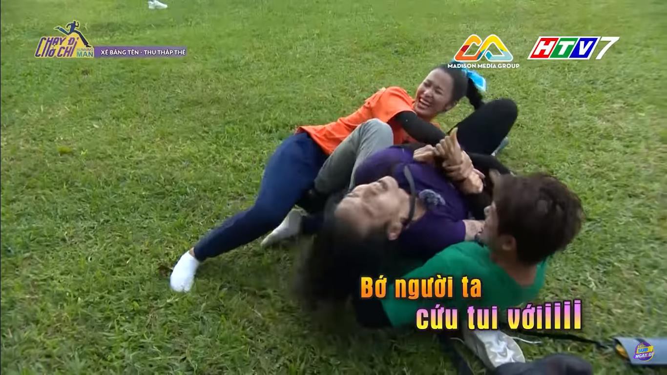 Trấn Thành bị tấn công?- Ảnh 9. Trấn Thành bị tấn công?- Ảnh 9.