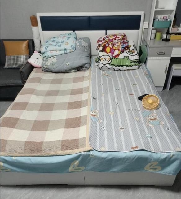 C&uacute; sốc về chiếc giường của bạn trai v&agrave; người lạ ở trong căn ph&ograve;ng 20m2 khi l&ecirc;n th&agrave;nh phố nhập học- Ảnh 3.