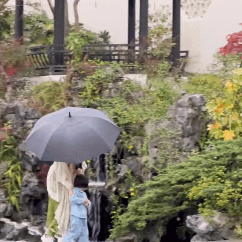 “Rửa mắt” với cuộc sống xa hoa của phú bà U35: Shopping ngọc ngà châu báu, tậu 99 món vàng ròng và biệt phủ cho con gái 3 tuổi!- Ảnh 11.