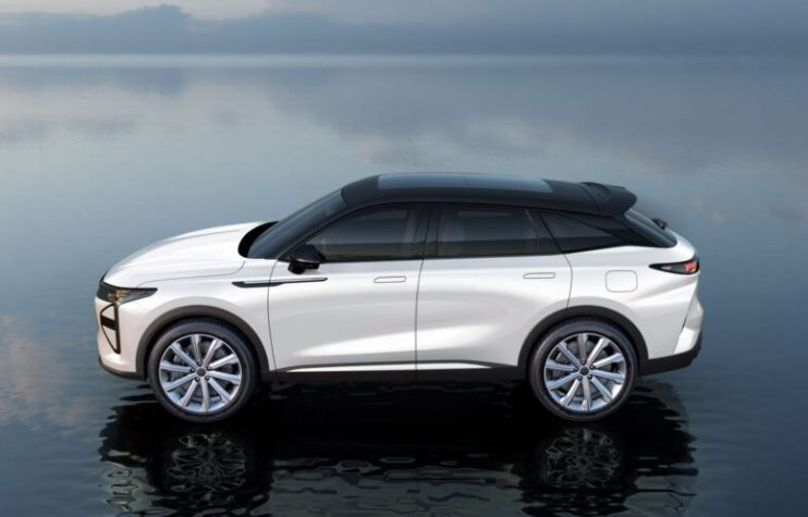 Hãng xe xây nhà máy tại Hưng Yên trình làng SUV ngang cỡ Santa Fe: Giá khởi điểm hơn 500 triệu đồng, phạm vi hoạt động 1.400 km- Ảnh 1.