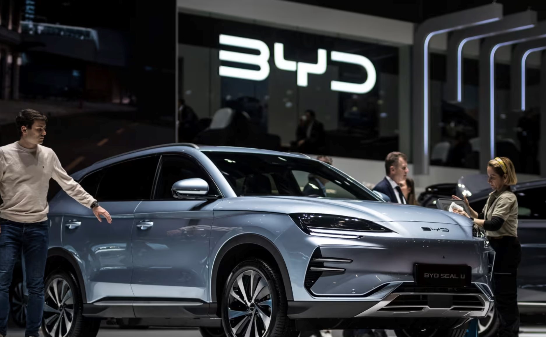 Bi kịch của ngành xe điện Trung Quốc: 200 công ty vật lộn sinh tồn, gần 5 triệu lao động đối diện tương lai bấp bênh- Ảnh 1.