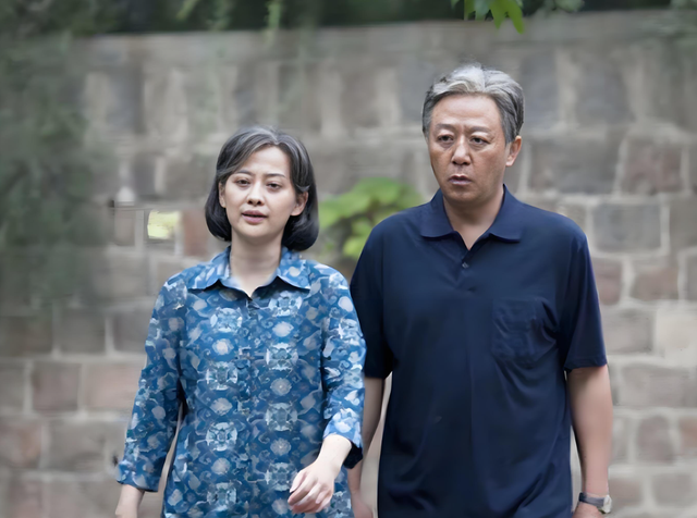 Một kiểu "BẤT HIẾU" mới âm thầm xuất hiện - Con cái coi cha mẹ như bảo mẫu miễn phí, cha mẹ thì cười: "Chuyện nên làm mà..."- Ảnh 2.