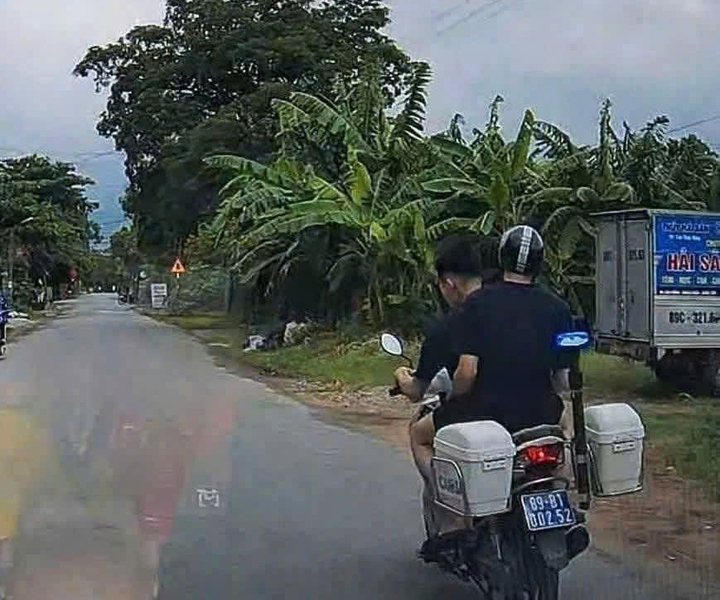 Được giao sửa xe đặc chủng của Công an xã, thanh niên mang đi ‘lượn’ đường- Ảnh 1.