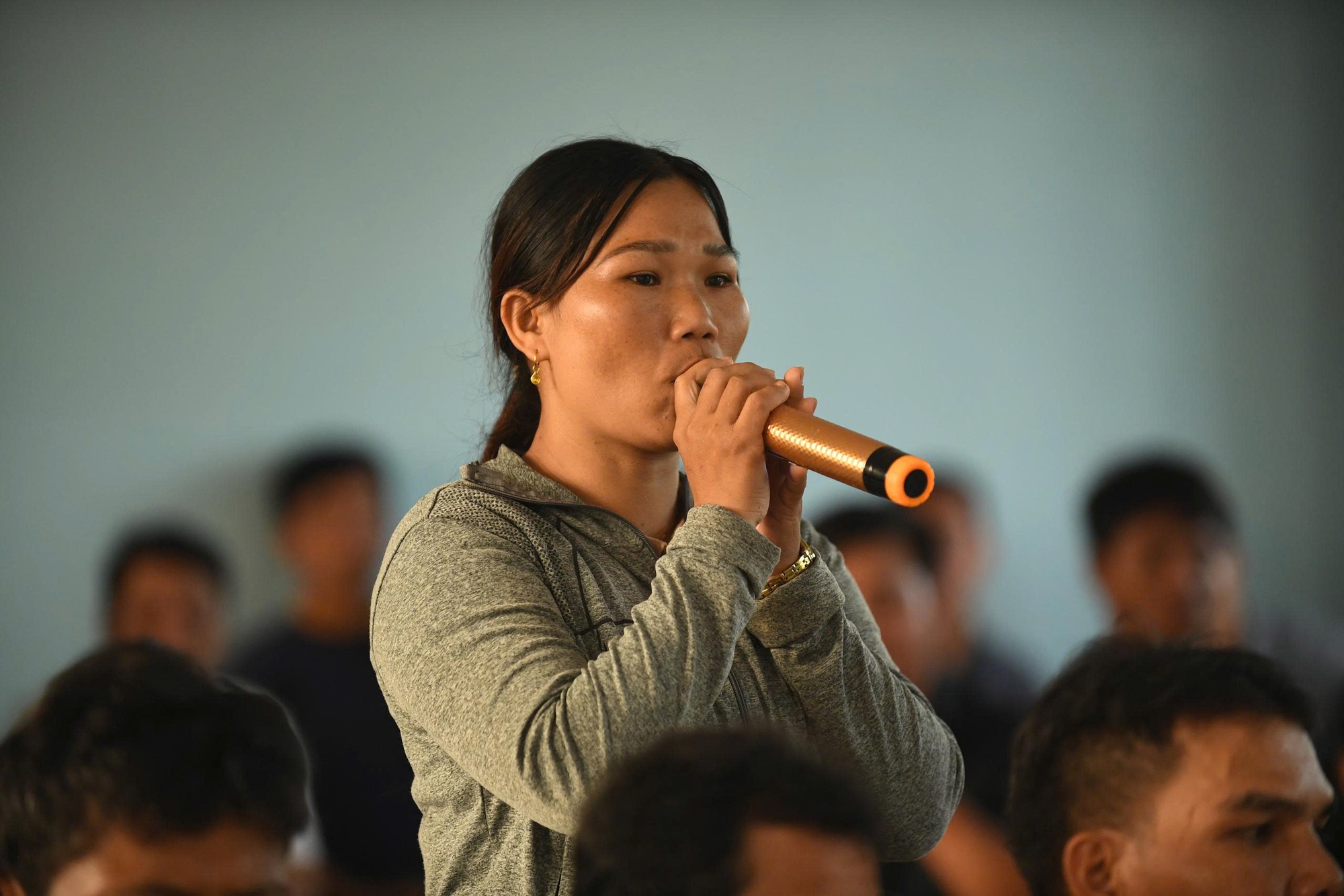 Nữ hiệu phó vừa bị tạm đình chỉ, 75 học sinh trở lại lớp học- Ảnh 2.