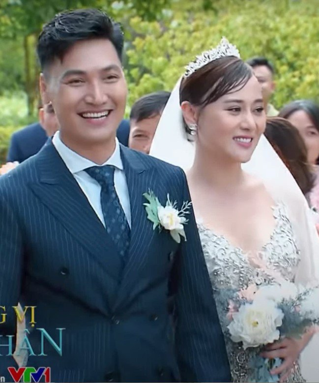 “Lộc” mà Phương Oanh đã cấy- Ảnh 1. “Lộc” mà Phương Oanh đã cấy- Ảnh 1.