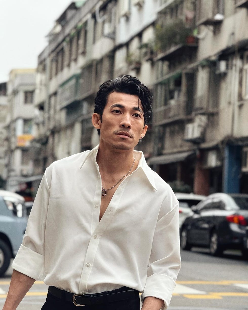 "Đệ nhất mỹ nhân xứ Đài" mê Liên Bỉnh Phát như điếu đổ!- Ảnh 2. "Đệ nhất mỹ nhân xứ Đài" mê Liên Bỉnh Phát như điếu đổ!- Ảnh 2.