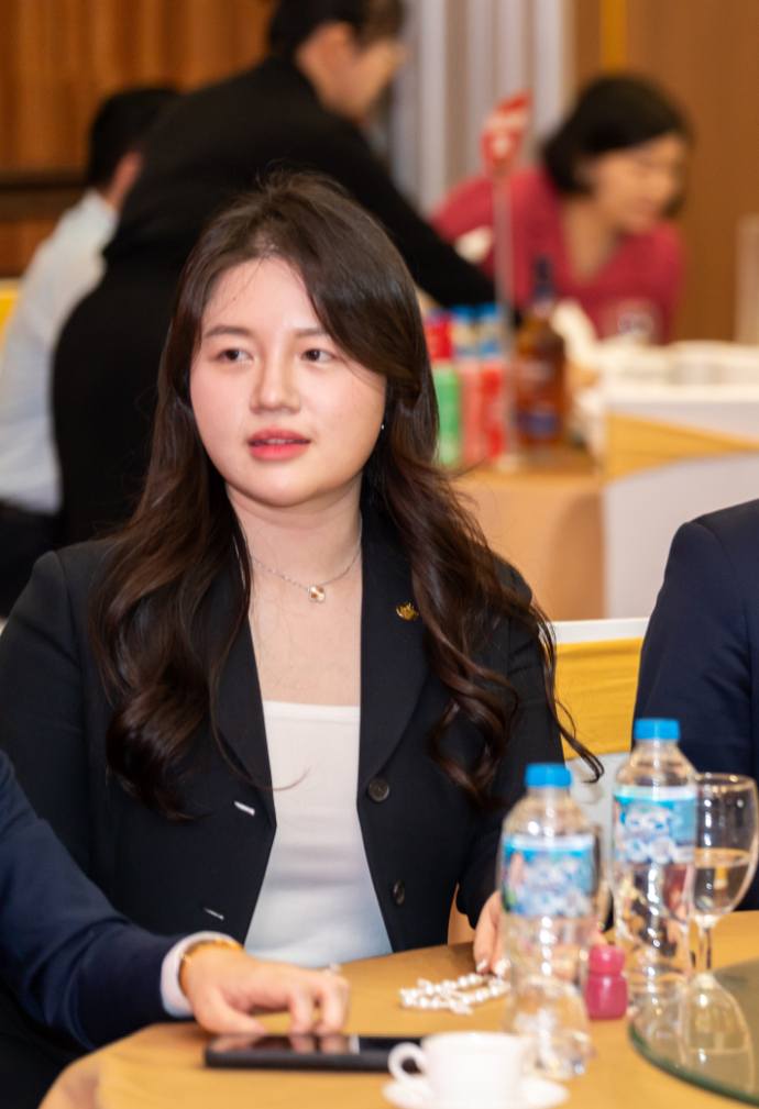 Sắc vóc tân chủ tịch sinh năm 2001 quê Ninh Bình- Ảnh 5. Sắc vóc tân chủ tịch sinh năm 2001 quê Ninh Bình- Ảnh 5.