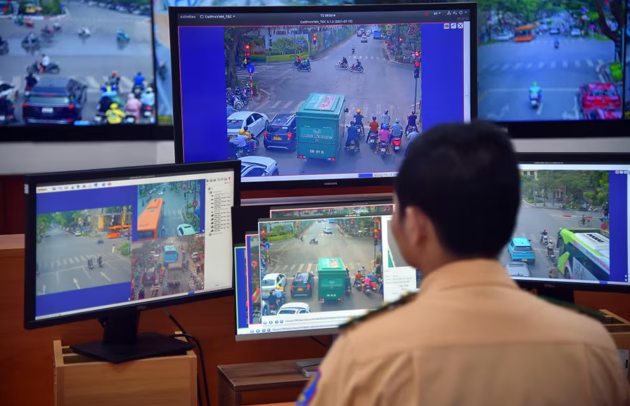 H&agrave; Nội: Th&ecirc;m nhiều tuyến đường được lắp đặt camera AI phạt nguội- Ảnh 2.