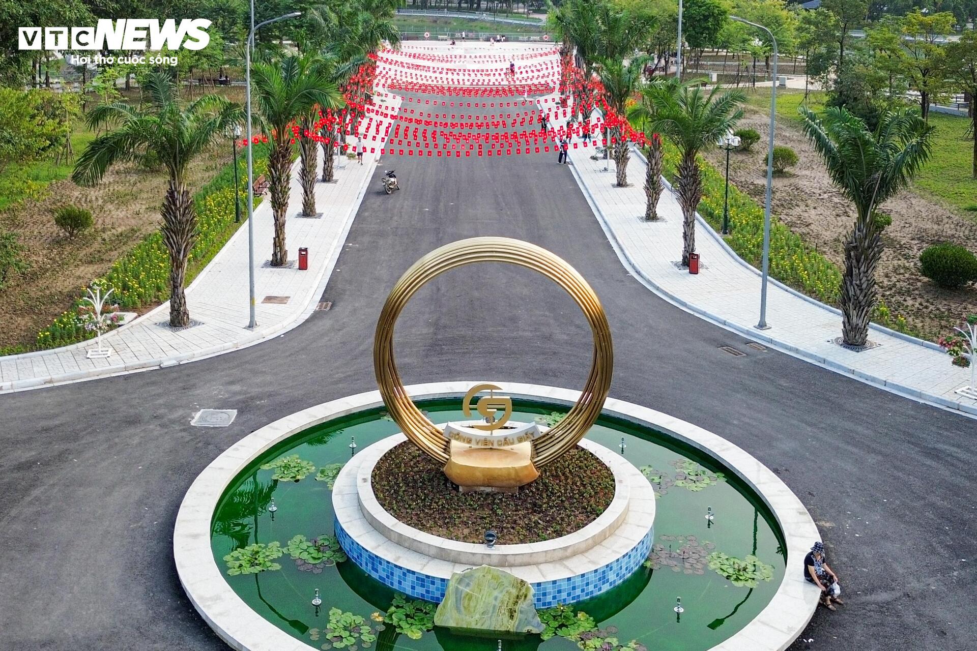 Được đầu tư cải tạo 66 tỷ đồng, công viên ở Hà Nội khang trang, khác lạ- Ảnh 6. Được đầu tư cải tạo 66 tỷ đồng, công viên ở Hà Nội khang trang, khác lạ- Ảnh 6.
