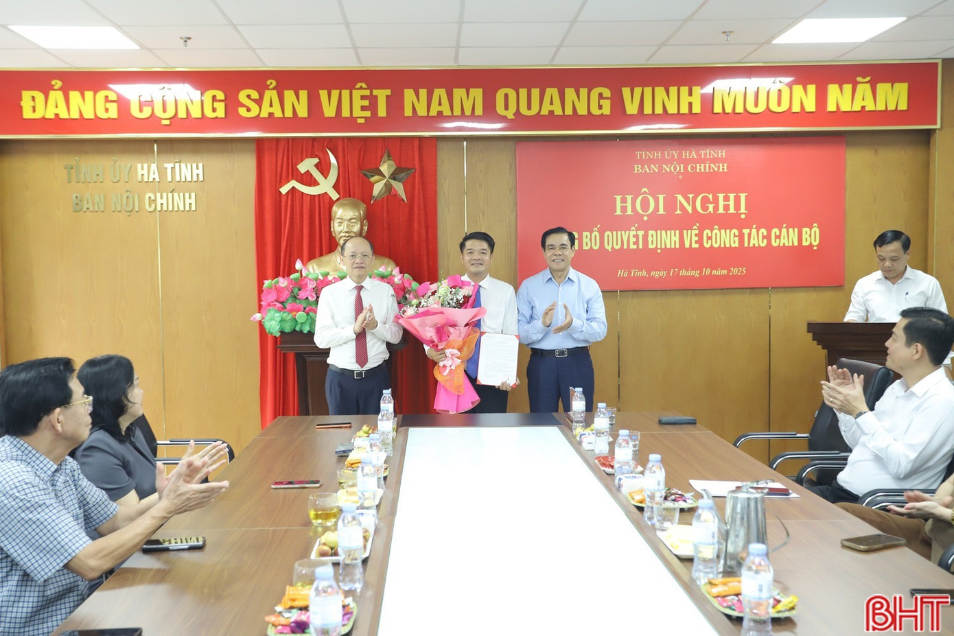 Điều động, bổ nhiệm, bầu nhân sự ở 6 tỉnh, thành- Ảnh 4.