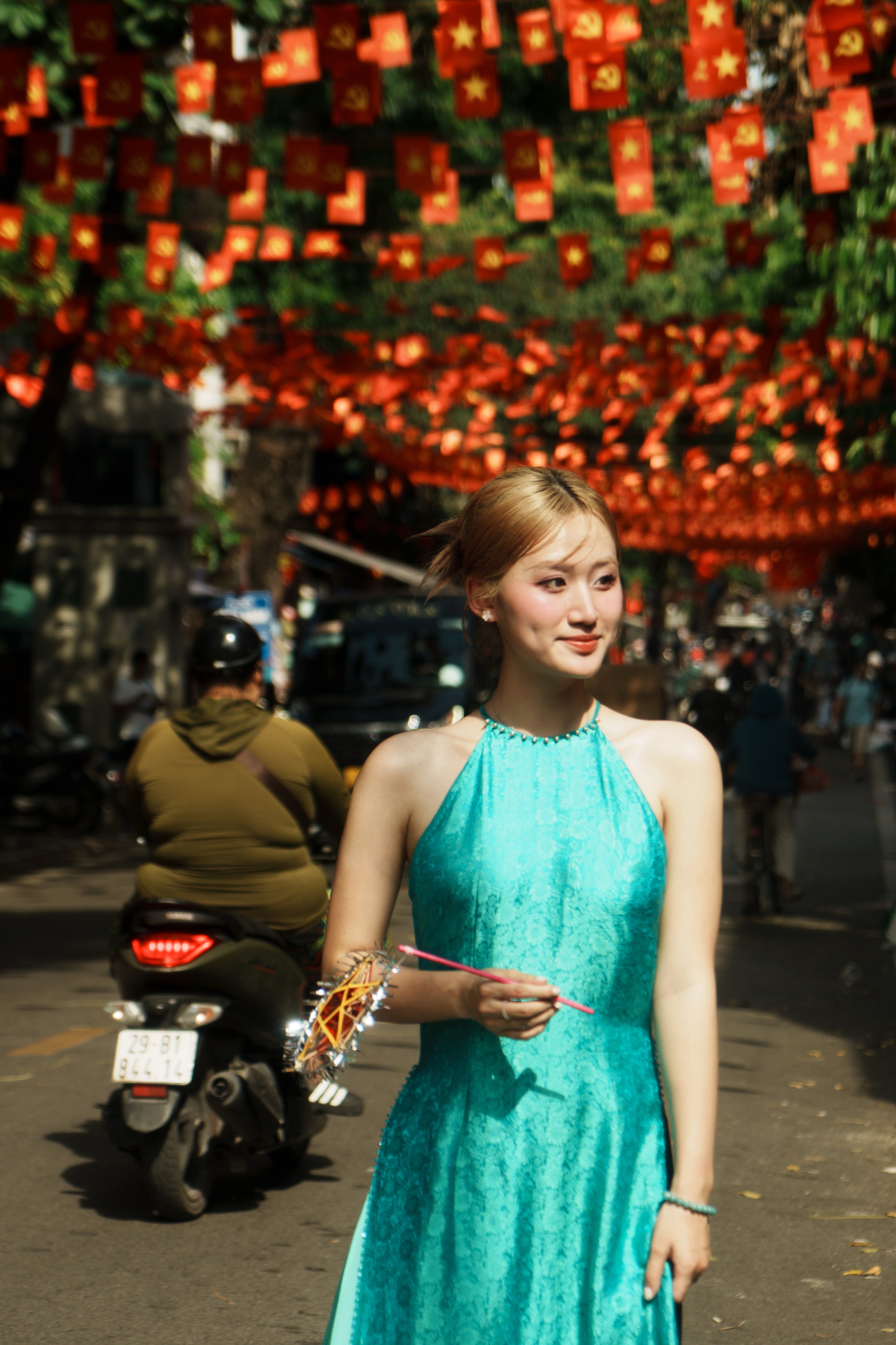 Hoàng Anh Vũ sánh đôi cùng ca sĩ gen Z XIRI- Ảnh 7. Hoàng Anh Vũ sánh đôi cùng ca sĩ gen Z XIRI- Ảnh 7.