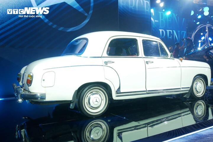 Chiêm ngưỡng 'nữ hoàng xe cổ' Mercedes-Benz 190 Ponton- Ảnh 3.
