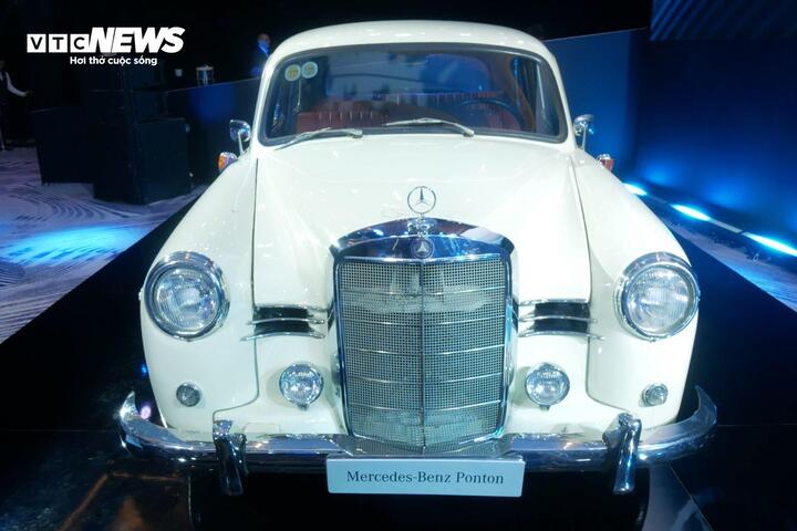Chiêm ngưỡng 'nữ hoàng xe cổ' Mercedes-Benz 190 Ponton- Ảnh 2.