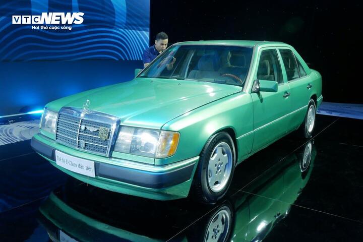 Chiêm ngưỡng 'nữ hoàng xe cổ' Mercedes-Benz 190 Ponton- Ảnh 6.