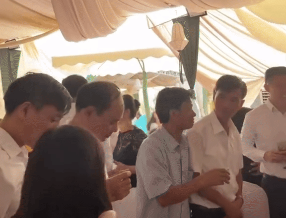 Tổng gi&aacute;m đốc tập đo&agrave;n Sơn Hải ở nh&agrave; vợ Thanh H&oacute;a l&agrave;m g&igrave; m&agrave; được n&oacute;i đến cỡ n&agrave;y?- Ảnh 2.