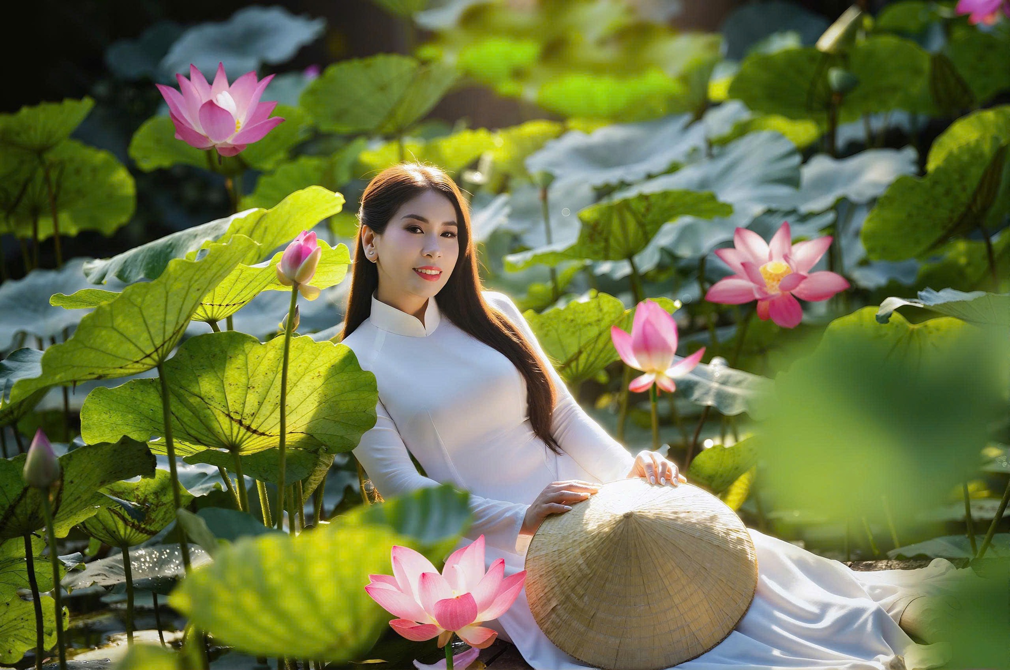 Lý Hương khoe nhan sắc trẻ đẹp ở tuổi U50- Ảnh 3. Lý Hương khoe nhan sắc trẻ đẹp ở tuổi U50- Ảnh 3.