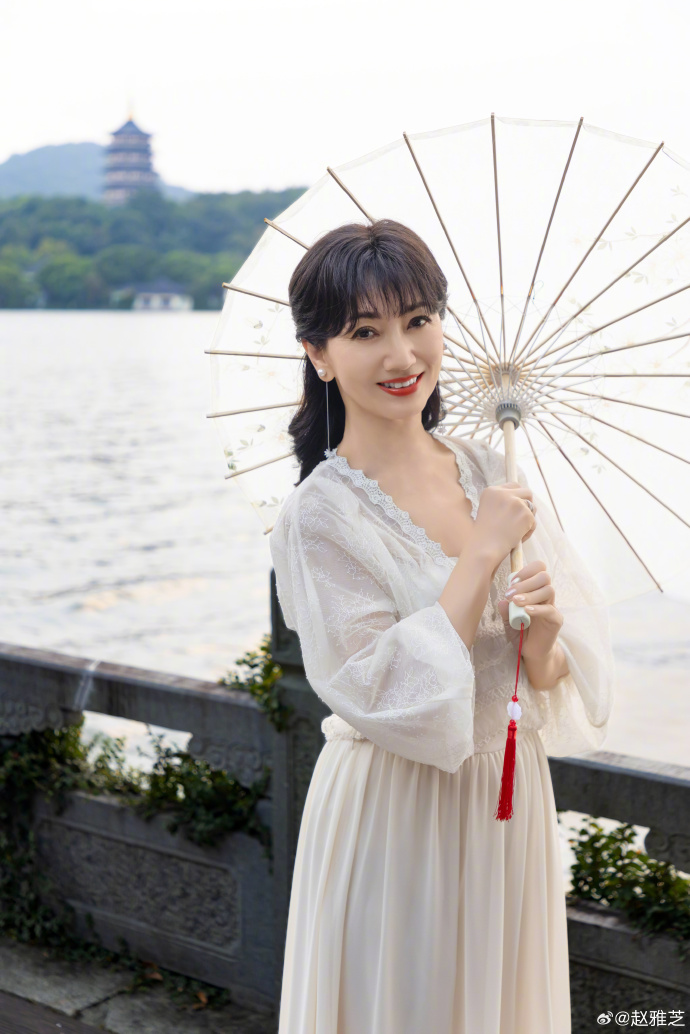 33 năm qua chưa thấy ai trẻ mãi không già như mỹ nhân này: Đẹp sang hết phần thiên hạ, chuẩn tinh hoa hội tụ- Ảnh 5.