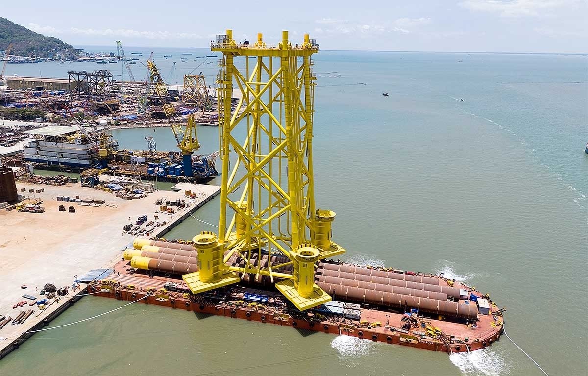 Kỷ lục vận chuyển và hạ thuỷ kiện hàng 4.000 tấn lớn nhất Việt Nam: Doanh nghiệp nào đứng sau? - Ảnh 2. Kỷ lục vận chuyển và hạ thuỷ kiện hàng 4.000 tấn lớn nhất Việt Nam: Doanh nghiệp nào đứng sau? - Ảnh 2.