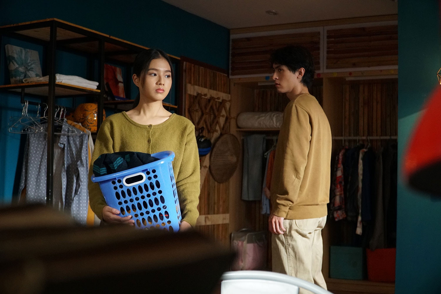 Việt Nam có 1 mỹ nhân giống cả tá sao Trung Quốc: Đẹp tựa Lưu Diệc Phi, hao hao Vương Sở Nhiên, ăn đứt Lý Thấm- Ảnh 8. Việt Nam có 1 mỹ nhân giống cả tá sao Trung Quốc: Đẹp tựa Lưu Diệc Phi, hao hao Vương Sở Nhiên, ăn đứt Lý Thấm- Ảnh 8.