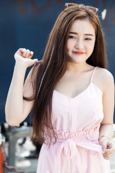 Ng&acirc;n 98 l&agrave;m đủ nghề trong 10 năm để nổi tiếng v&agrave; c&uacute; trượt ngang khi rẽ hướng kinh doanh- Ảnh 2.