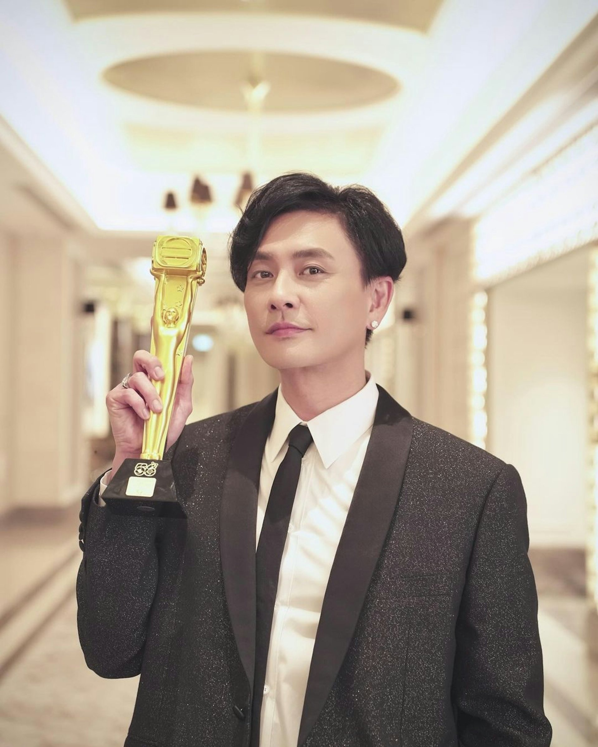 Nam diễn viên đáng giá cả ngàn tỷ đồng!- Ảnh 5. Nam diễn viên đáng giá cả ngàn tỷ đồng!- Ảnh 5.