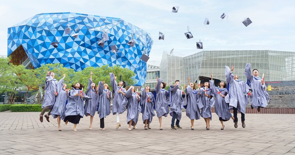 Vượt hàng trăm đối thủ, một trường Đại học Việt Nam lần đầu tiên lọt Top 43 MBA Châu Á, làm nên kỳ tích