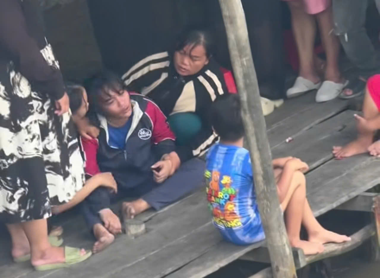 Tìm thấy thi thể con người phụ nữ bán vé số rơi sông- Ảnh 2. Tìm thấy thi thể con người phụ nữ bán vé số rơi sông- Ảnh 2.