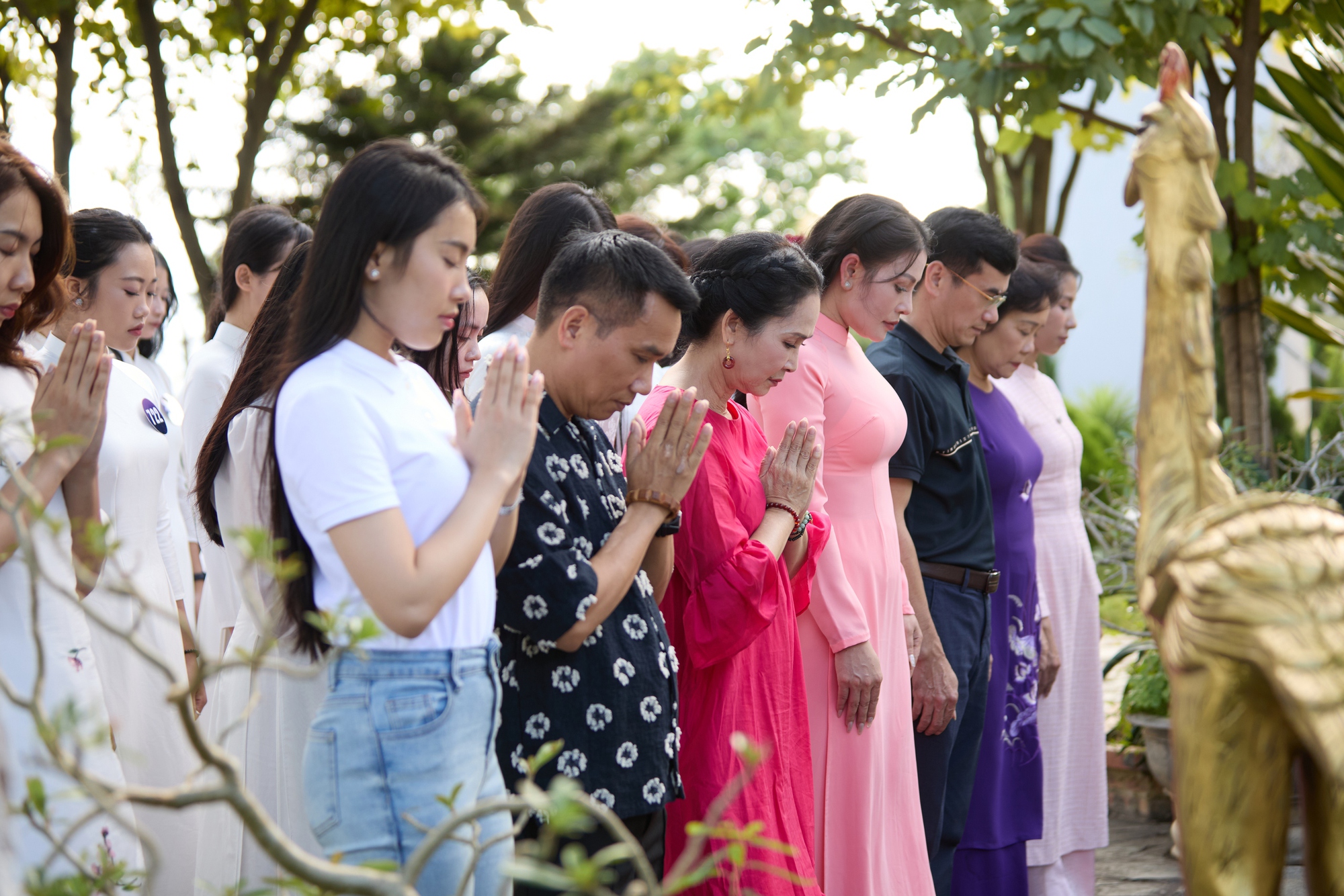 Top 30 thí sinh Hoa hậu Du lịch Dân tộc Việt Nam 2025 bất ngờ trước vẻ đẹp của Mộc Châu- Ảnh 2. Top 30 thí sinh Hoa hậu Du lịch Dân tộc Việt Nam 2025 bất ngờ trước vẻ đẹp của Mộc Châu- Ảnh 2.