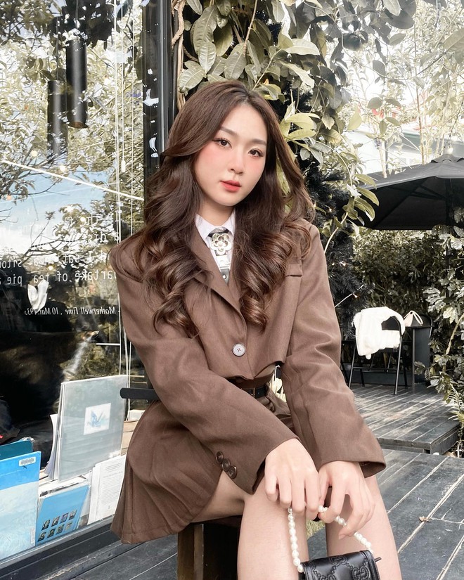 &ldquo;Em Kim v&eacute;n v&aacute;y&rdquo; 70kg tụt c&ograve;n 52kg- Ảnh 4.